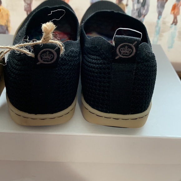 BORN HANDCRAFTED SLIP ON BLACK 7.5 NEW NO BOX - Picture 6 of 11